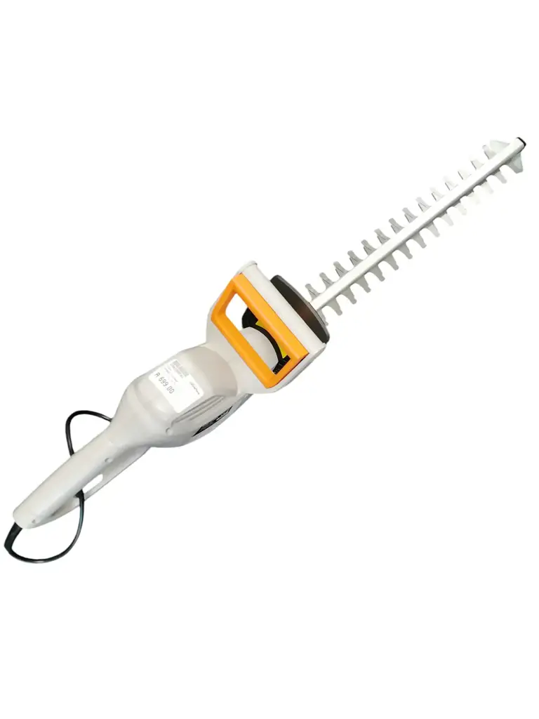 Ryobi 500W Garden Hedge Trimmer - View 3
