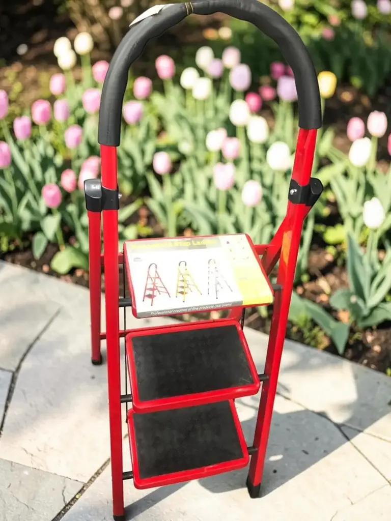 House Hold 3 Step Ladder