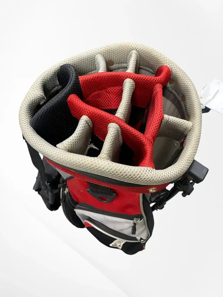 Spalding Golf Carry Stand Bag. - View 3