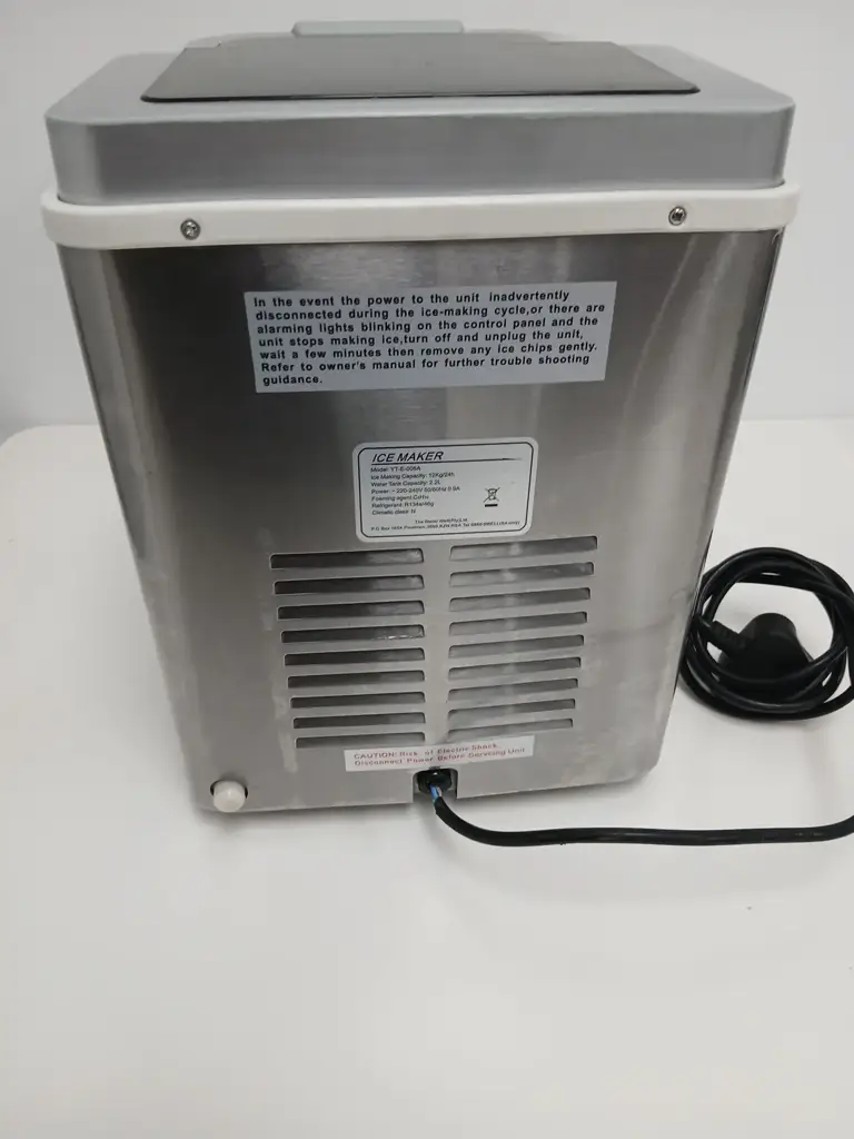 The Water Well Ice Maker - View 4