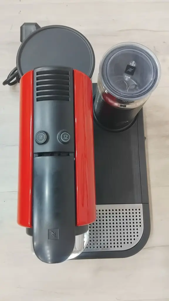 Nespresso C120 Coffee Machine - View 2