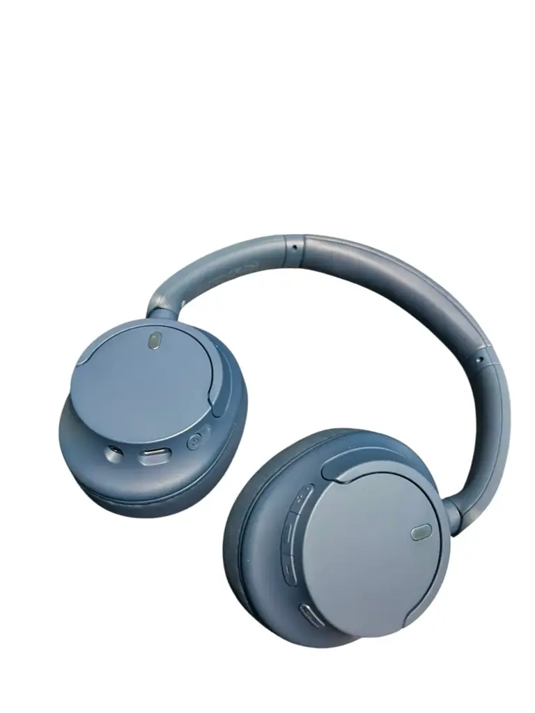 Sony Wh-Ch720 Noise-Cancelling Headphones - View 3