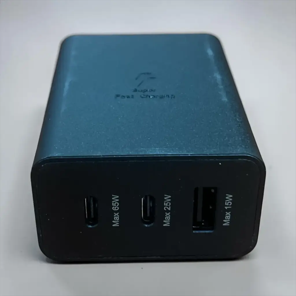 Power Adapter Tio 65W - View 2