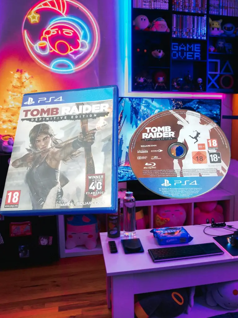 Tomb Raider Definitive Edition Sony Playstation 4 Ps4 Game - View 2