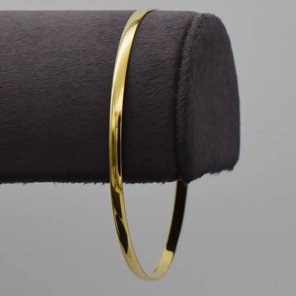 9Ct Yellow Gold Bangle Plain