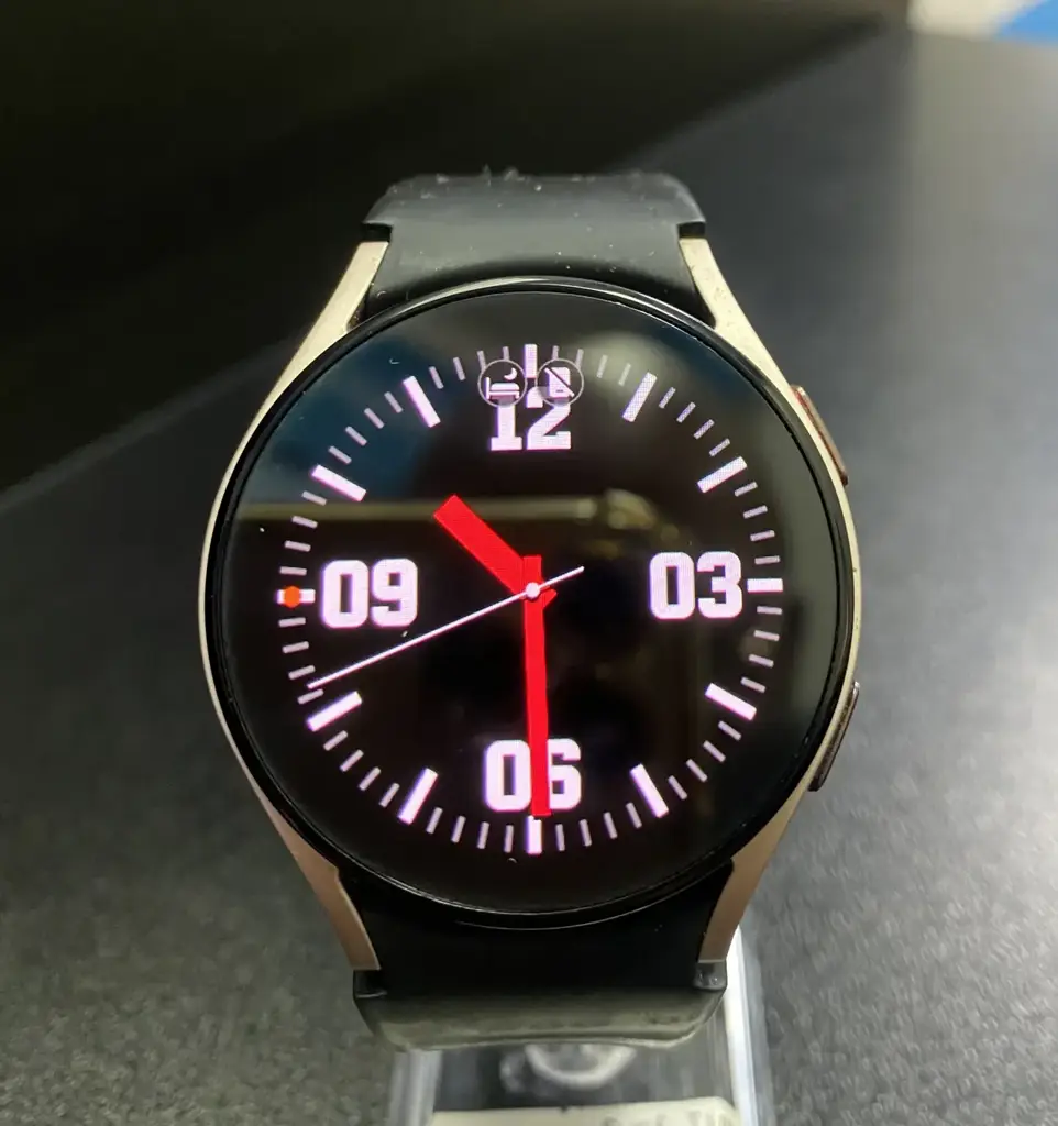 Samsung Galaxy Watch 5. - View 3