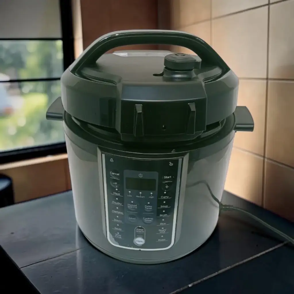 Midea My-Cs6037wp2 6L Pressure Cooker