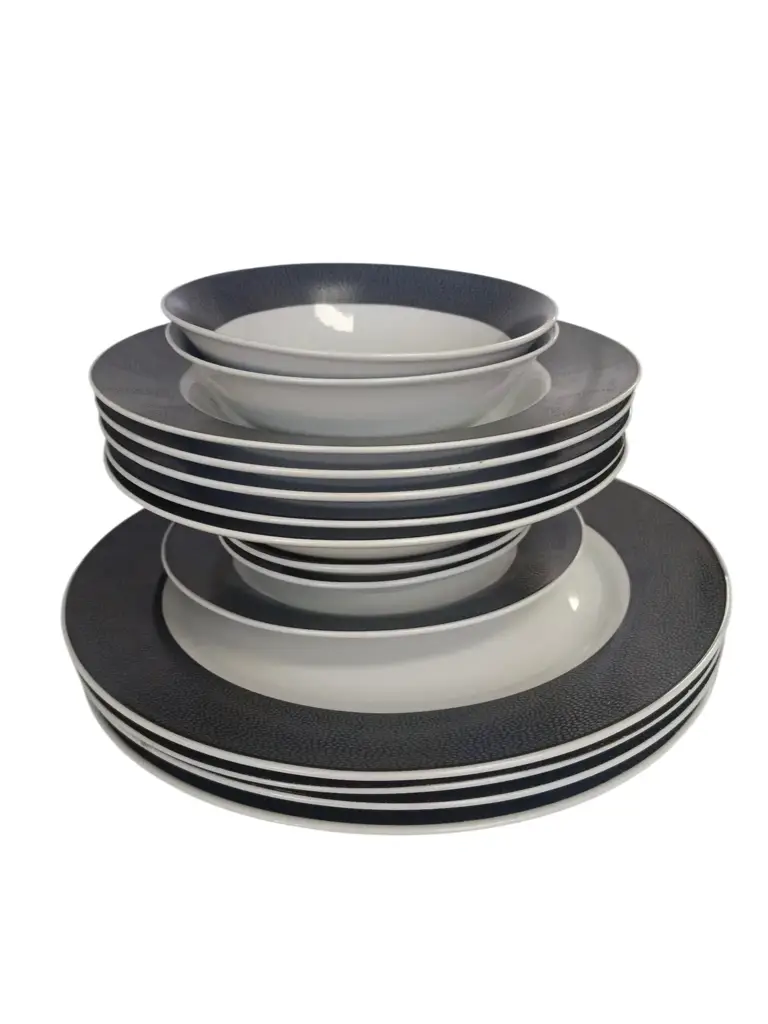 Le Morgan Dinner Set Of 14