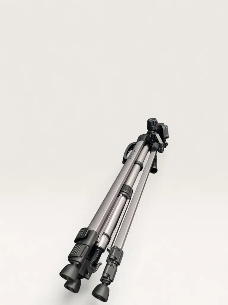 Ampro At-3540 Tripod - View 2