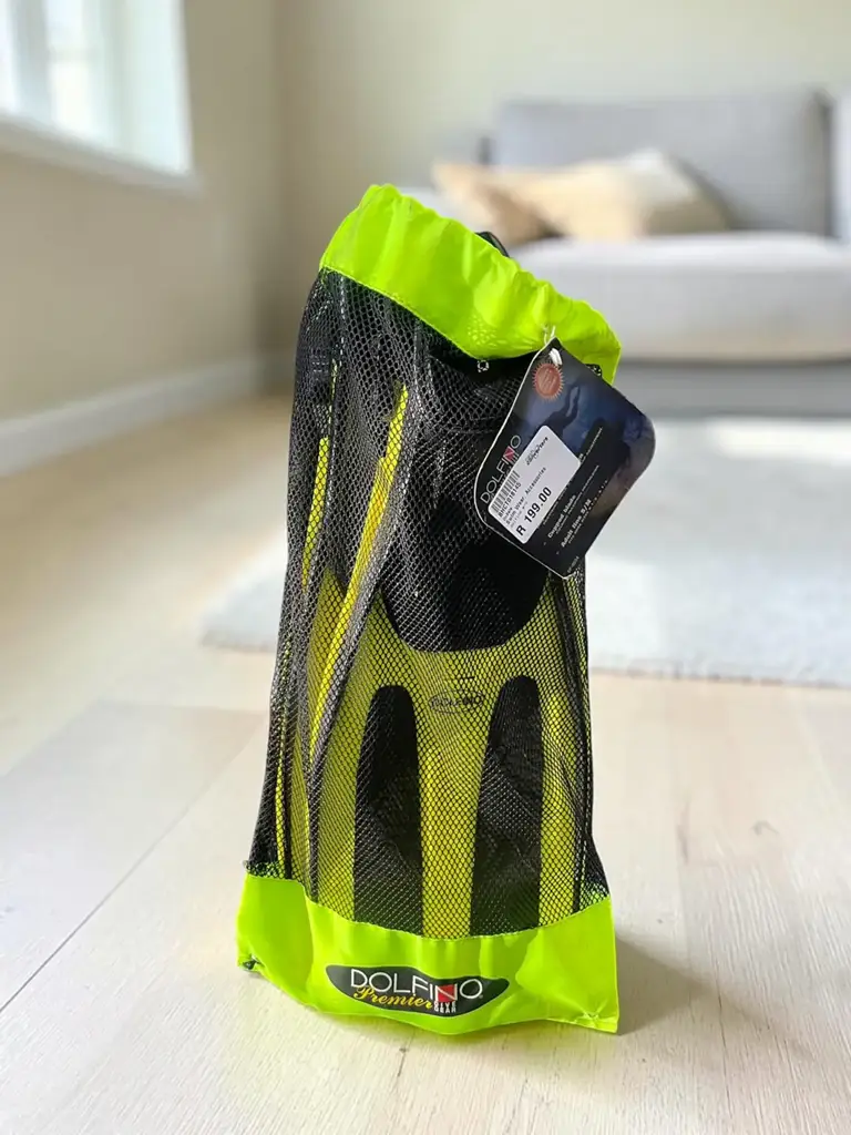 Dolfino Premier Swim Fins Size S–M - View 2