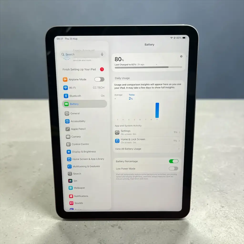 Apple Ipad 10Th Gen (A2696) With Keyboard - View 3