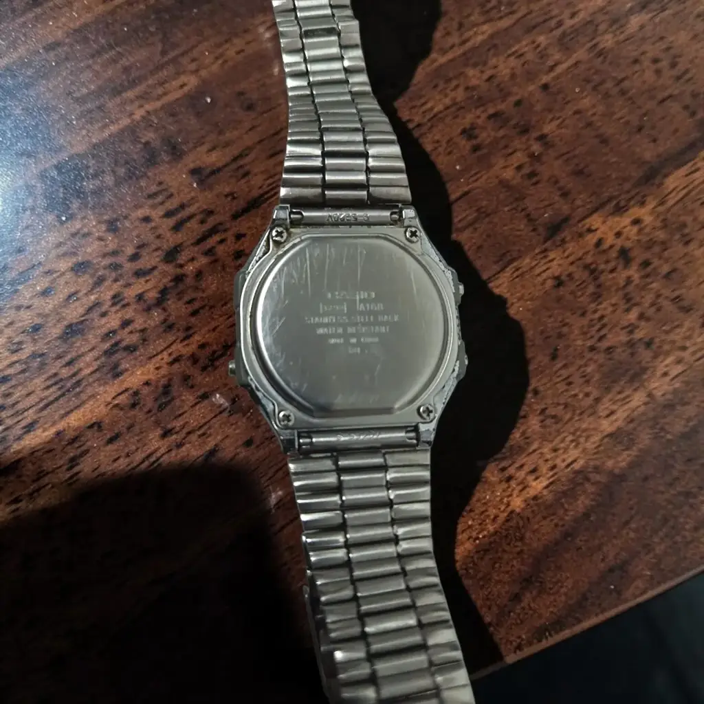 Casio A168 - View 3