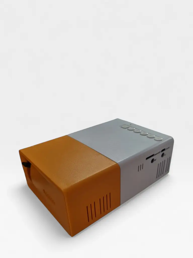 Mini Yg300 Led Projector - View 3