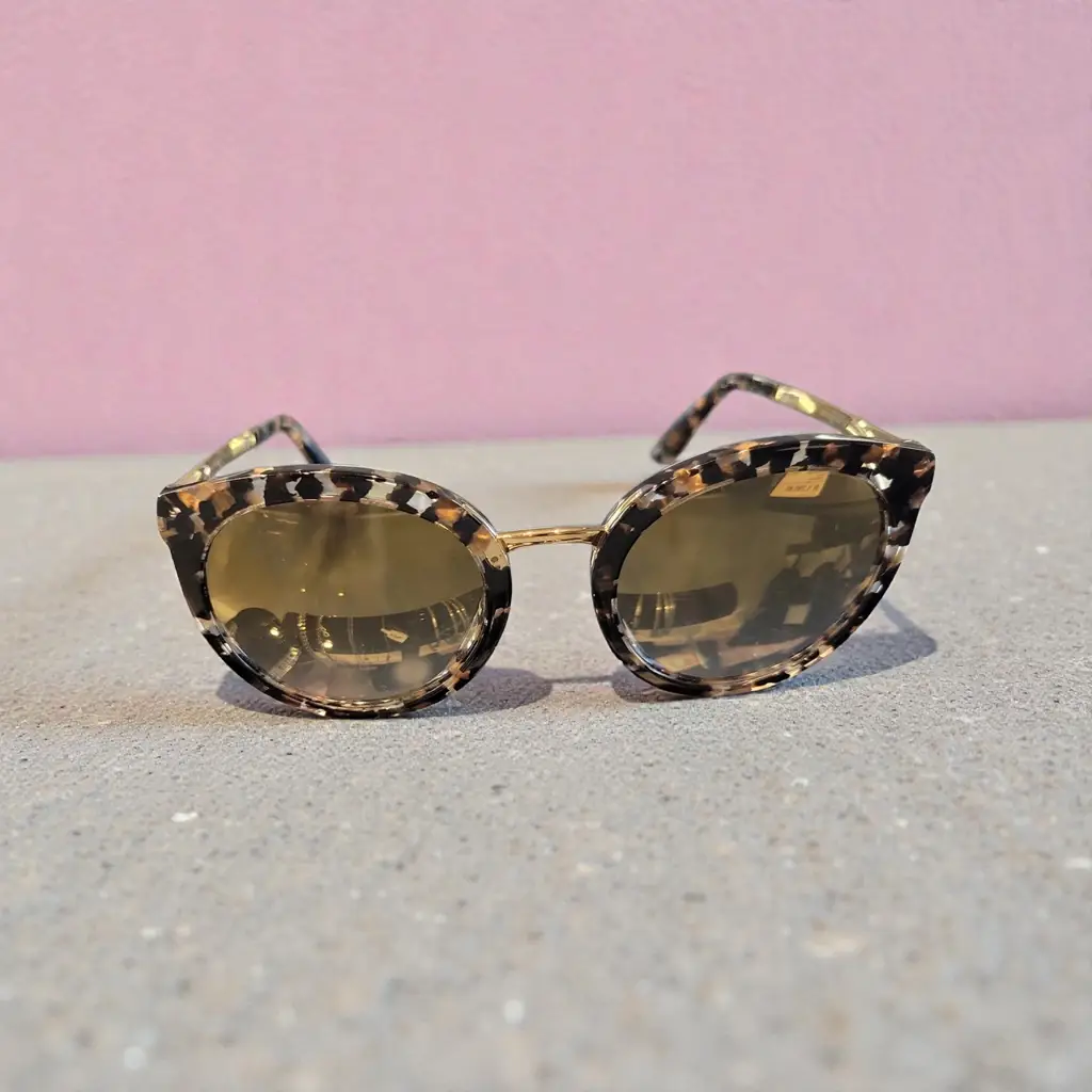 Dolce & Gabbana Dg4268 911/6E 52 22 Sunglasses