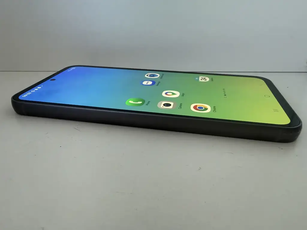 Samsung S23 Fe Mobile Phone - View 3