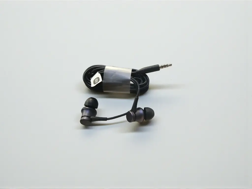 Xiaomi Mi 16W Wireless Headphones – Powerful Sound!