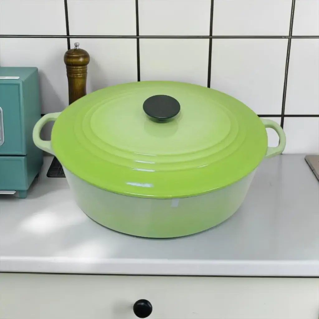 Le Creuset Cast Iron Signature Oval Casserole 31Cm