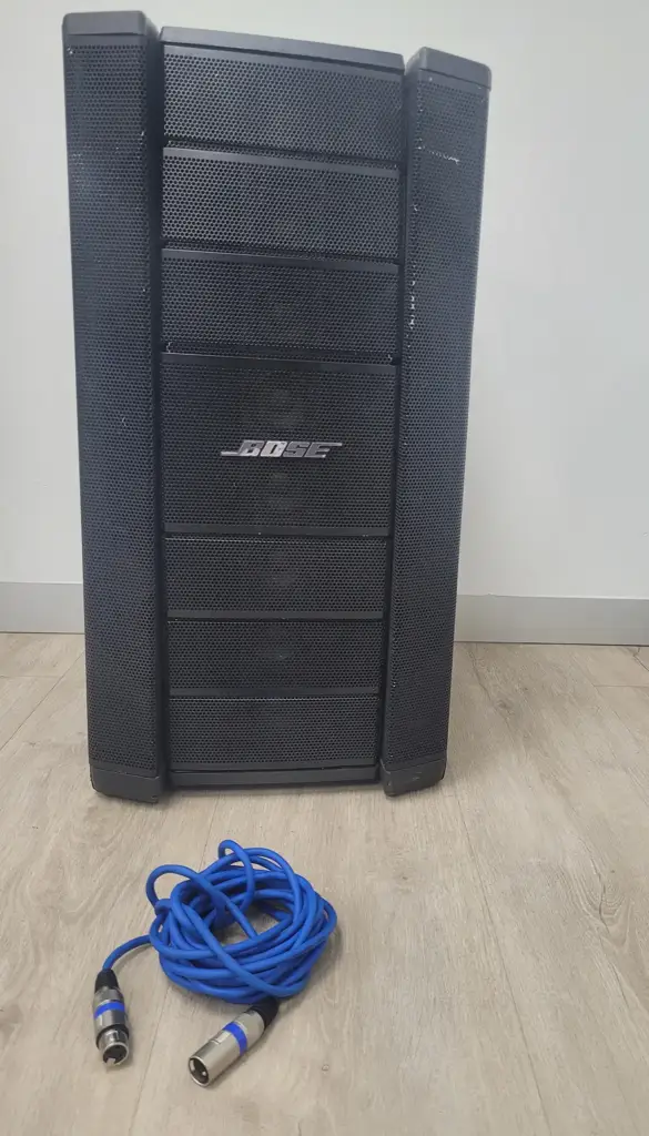 Bose F1 Model 812 – Flexible Array Speaker(Store Collection)