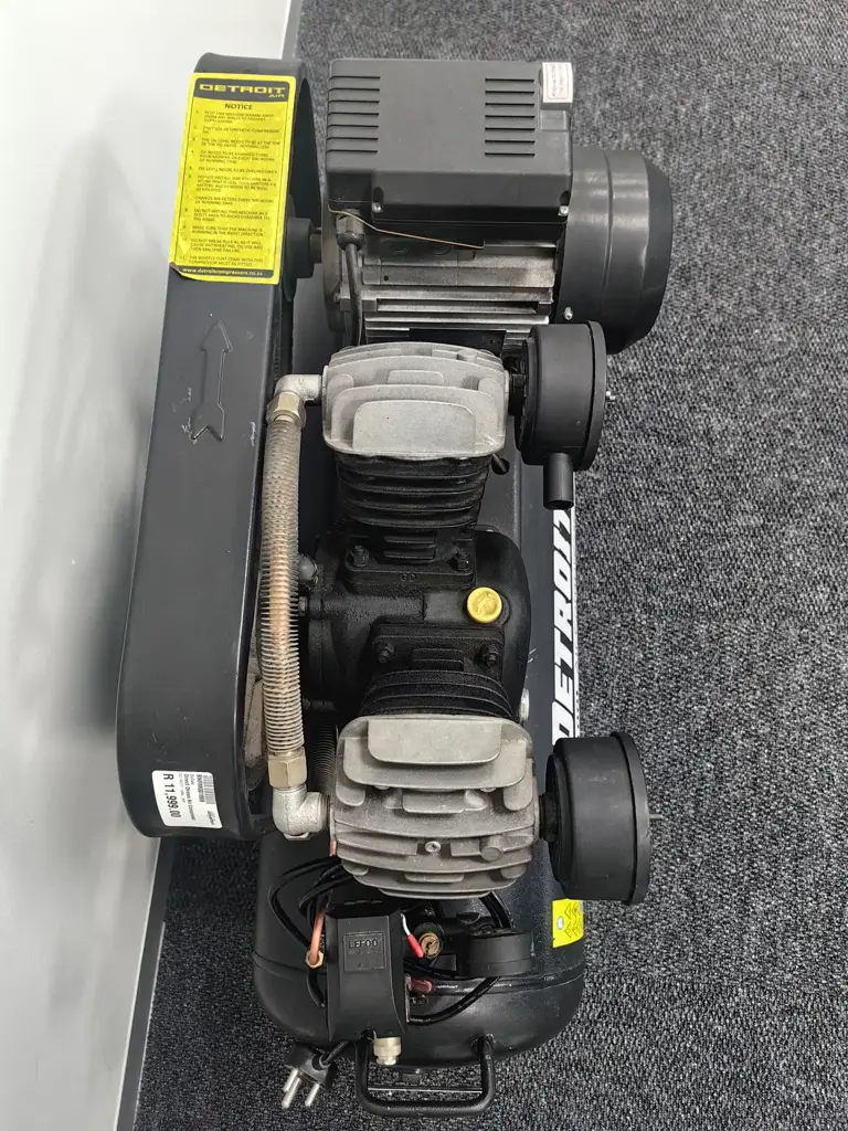 Direct Driven Compressor Detroit 100L 3Hp - View 3