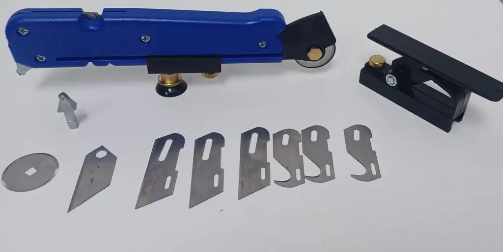 Precision Utility Toolkit Multi-Blade Glass Cutter Set - View 3