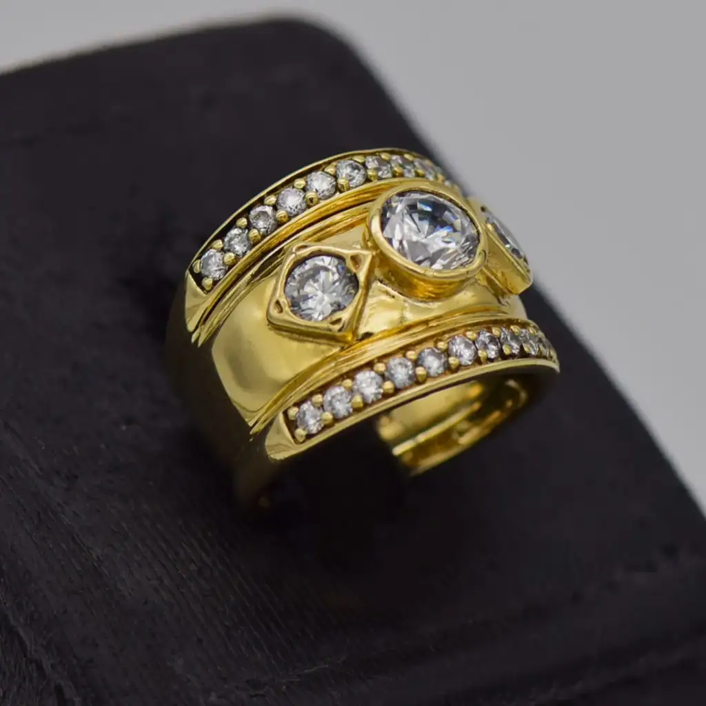 9ct Yellow Gold Wedding Ring Trip Set - View 2
