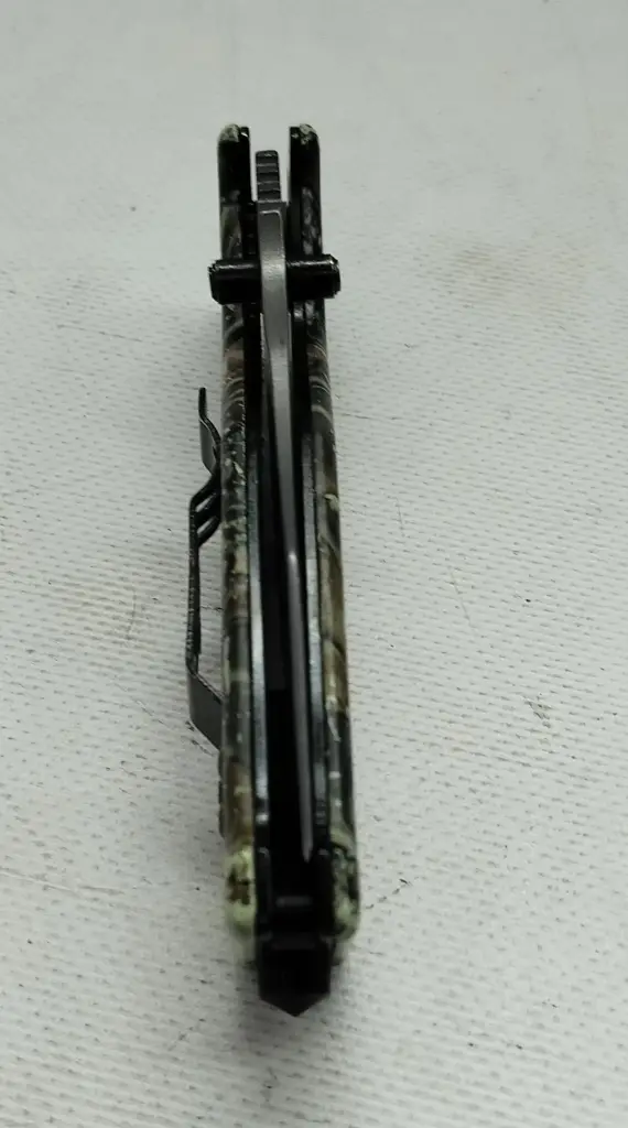 Buck X58 Folding Knife - View 2