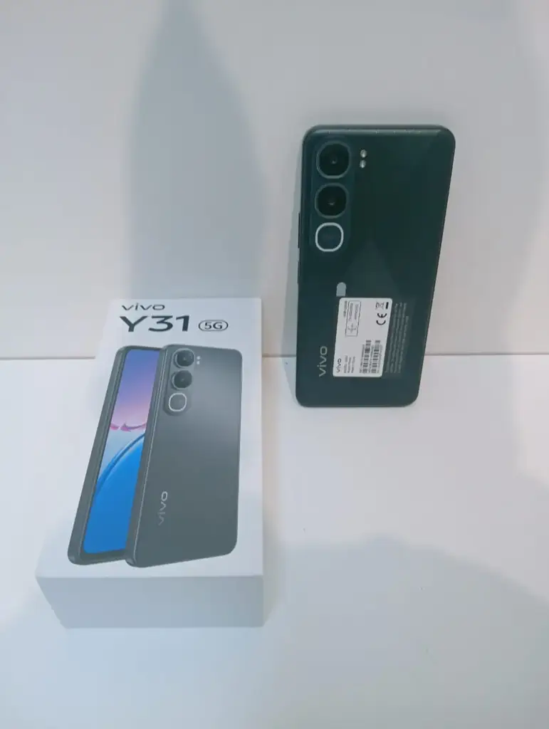 Vivo Y31 5G Dual Sim 256Gb - Green Cellphone - View 2