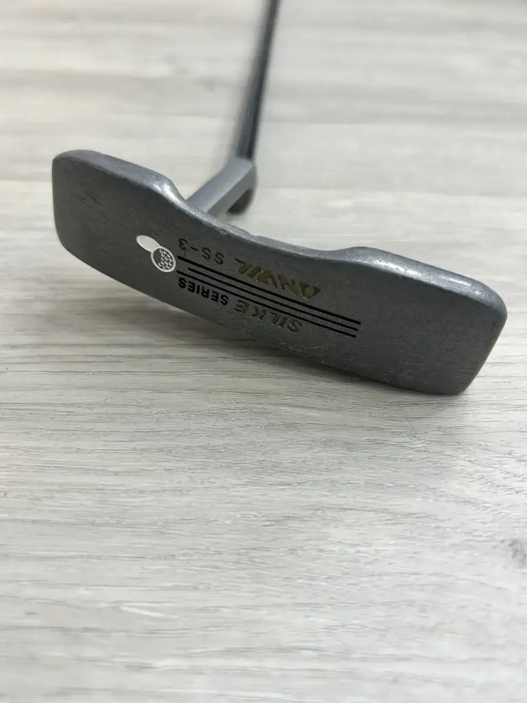 Silke Series Anvil Ss-3 Putter - View 2