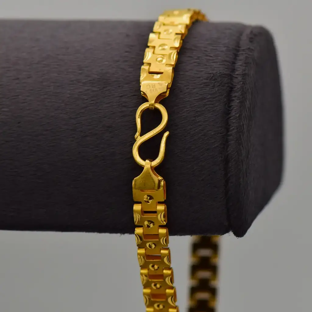 22ct Yellow Gold Bracelet Fancy-Link - View 2