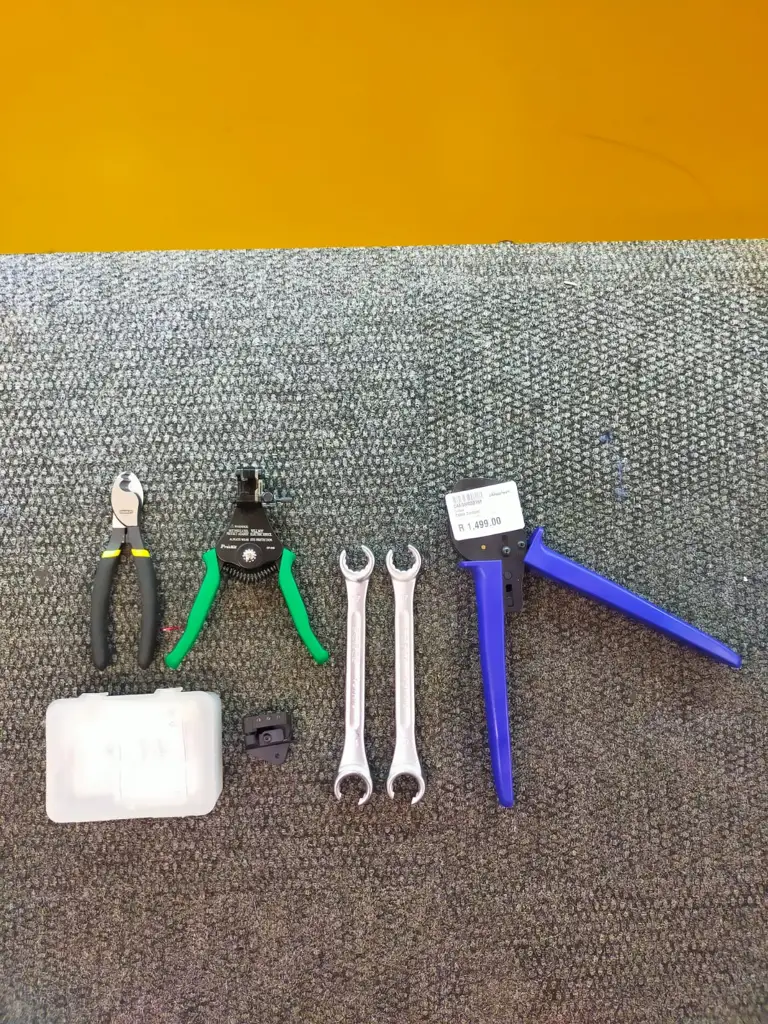 Canadian Solar Tool Set - View 6
