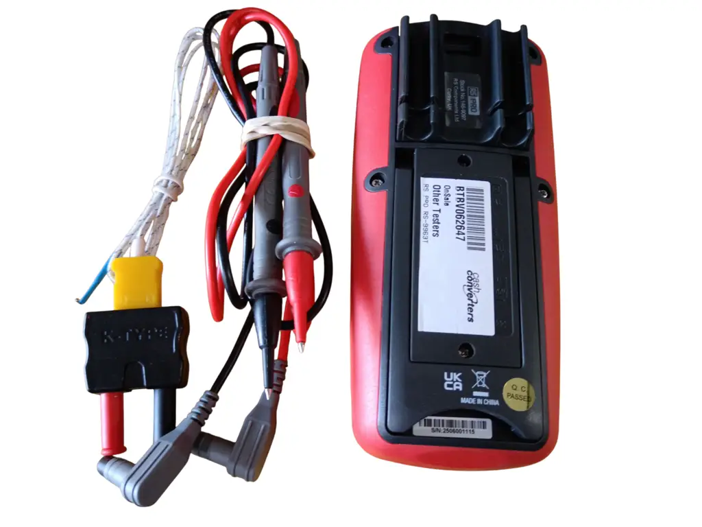 Rs Pro Rs-9963T Handheld Digital Multimeter, True Rms - View 2