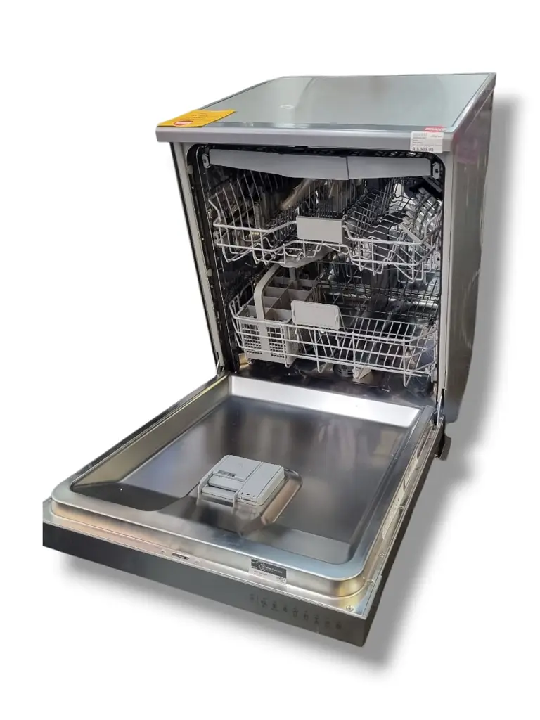 Defy 15 Place Hyperclean Dishwasher With A++ (As New) - View 2