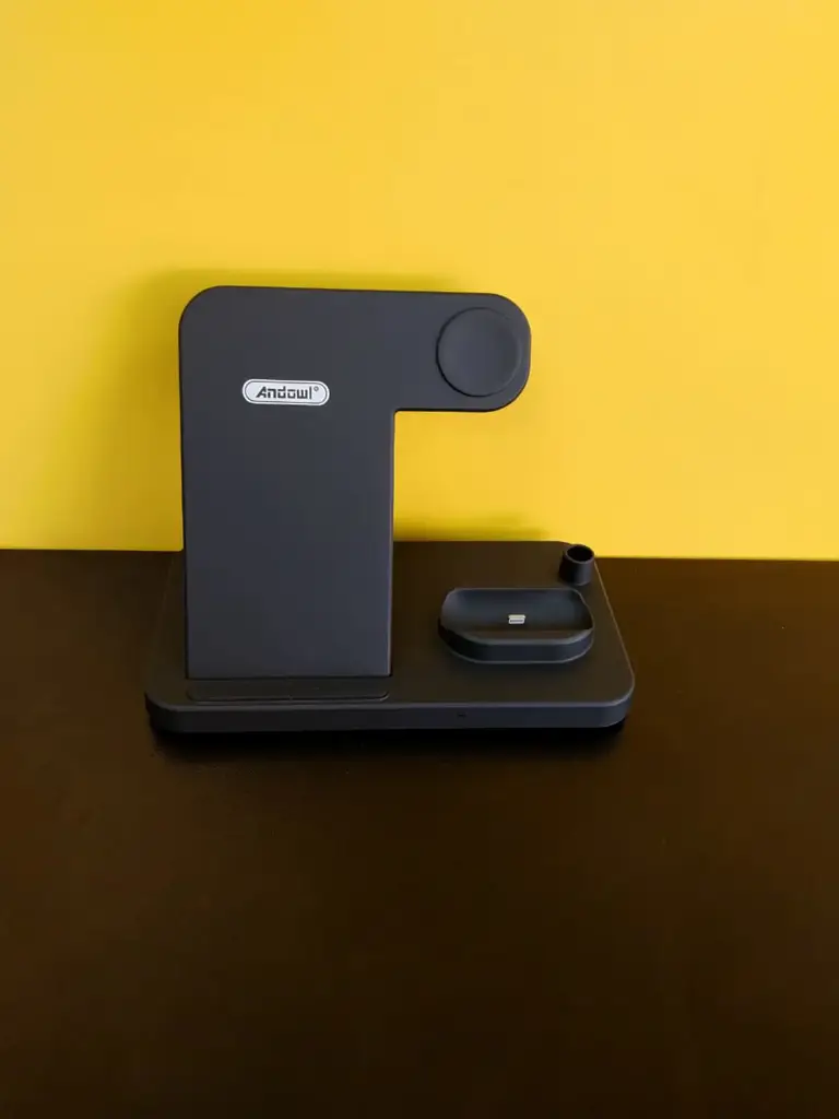 Andowl 4 In 1 Charging Dock