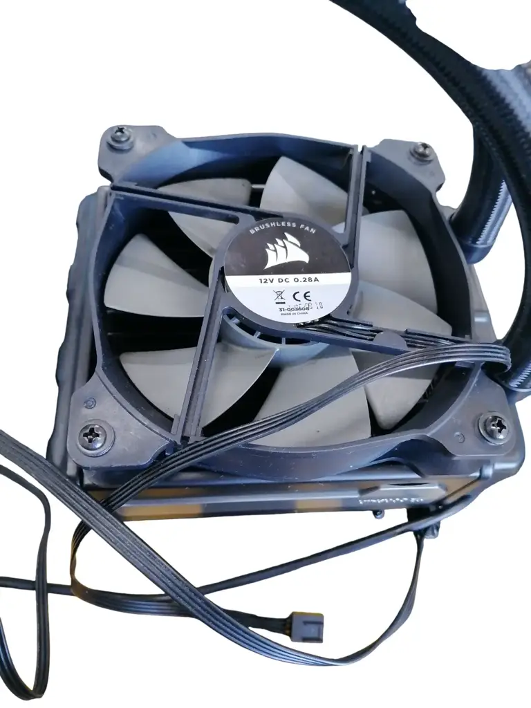 Corsair Cw-90600-Ww Cpu Cooler - View 2
