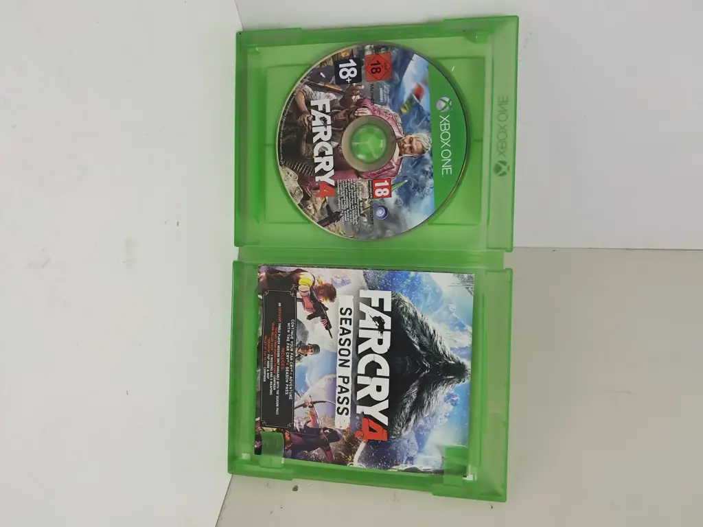Xbox One Game Disc. Farcry 4 - View 2