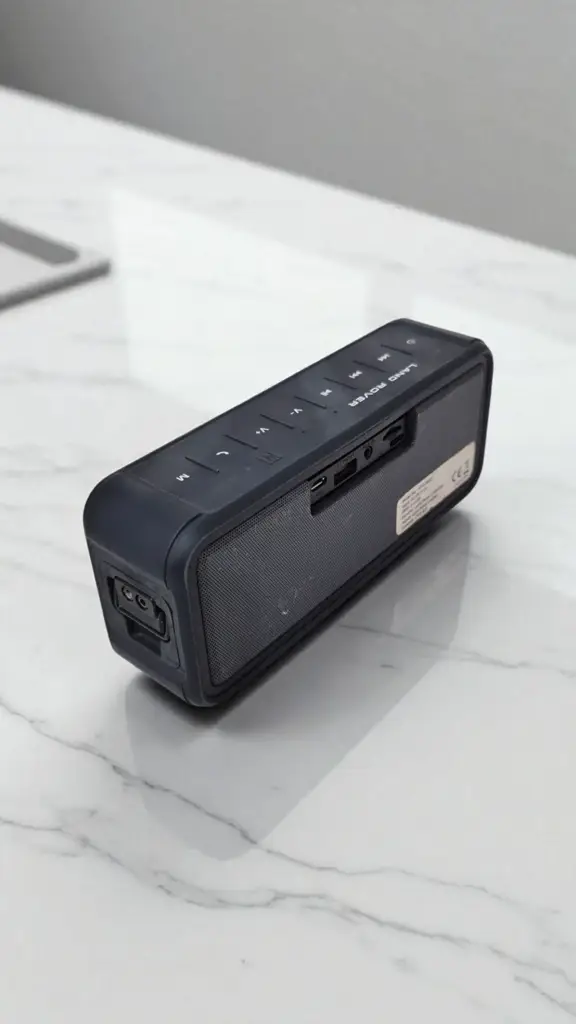 Land Rover Bluetooth Speaker - View 2