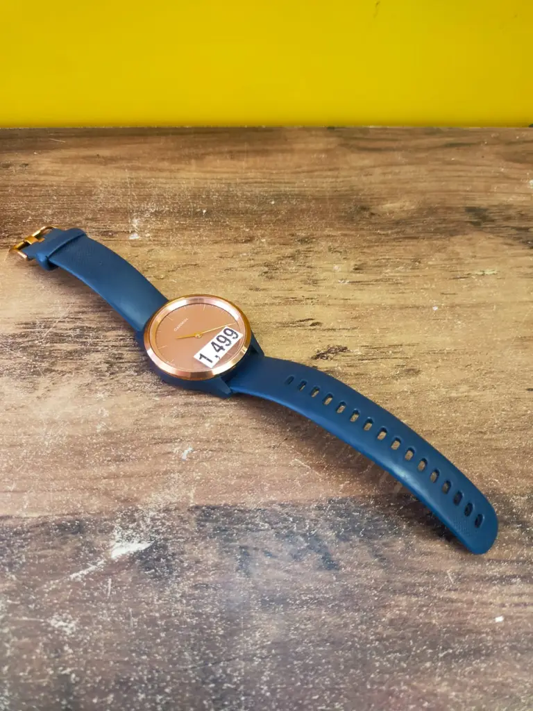 Garmin Vivomove 3S Watch - View 2