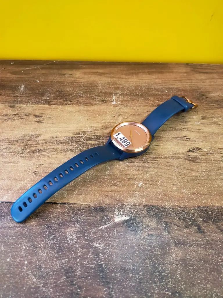 Garmin Vivomove 3S Watch - View 3