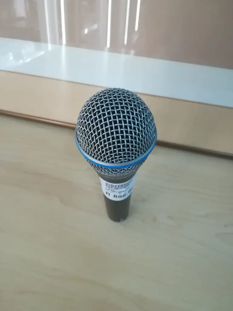 Samson Q8 Mic - View 2