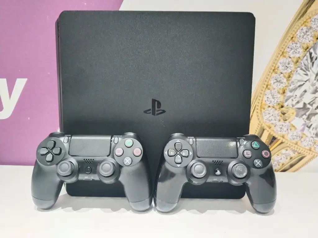 Sony Cuh-2216A Playstation 4 Gaming Console - View 2
