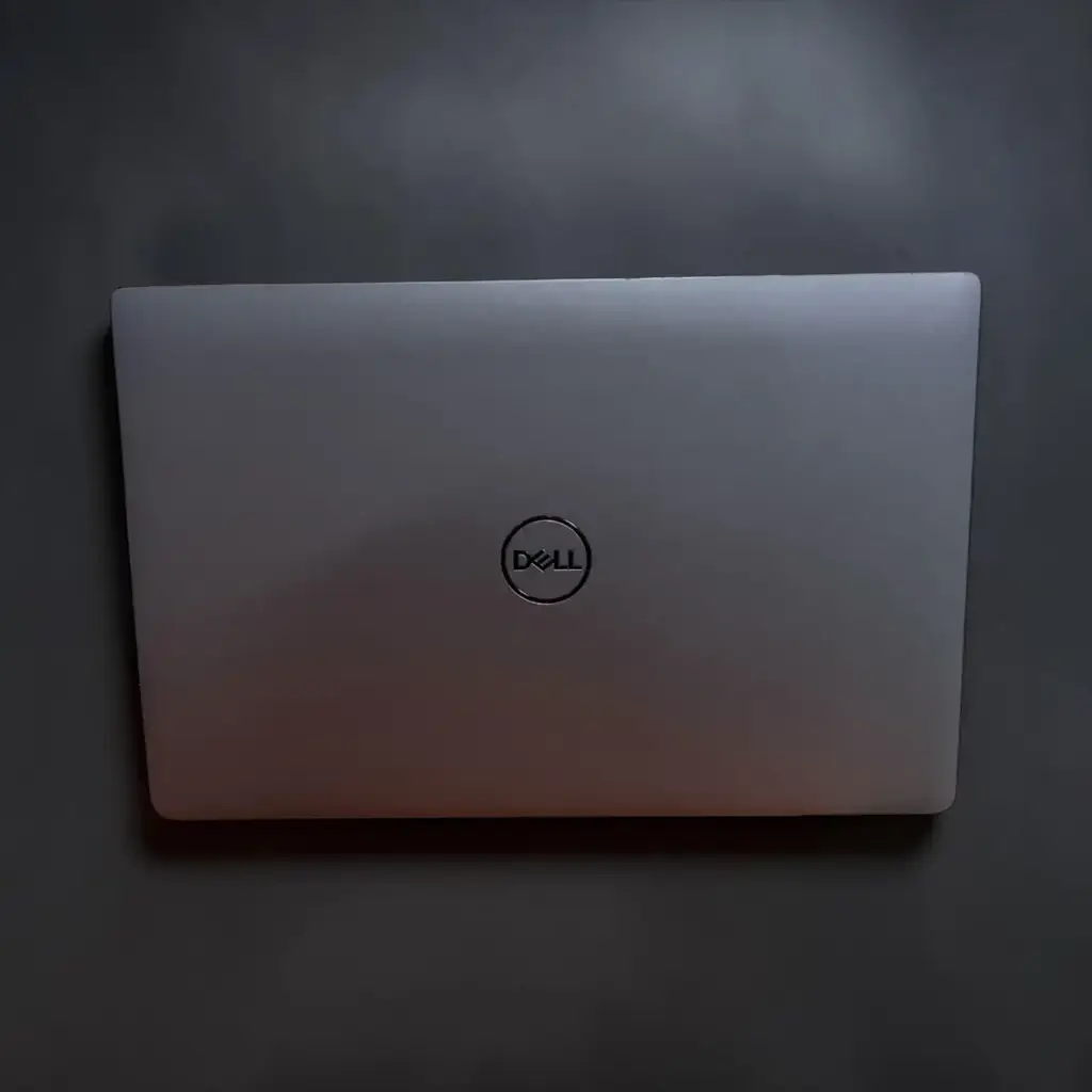 Dell Latitude 5420 Laptop - View 3