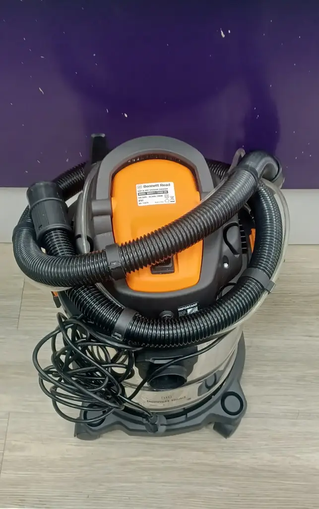Bennett Read Titan Cleaner Vacuum Cleane - View 2