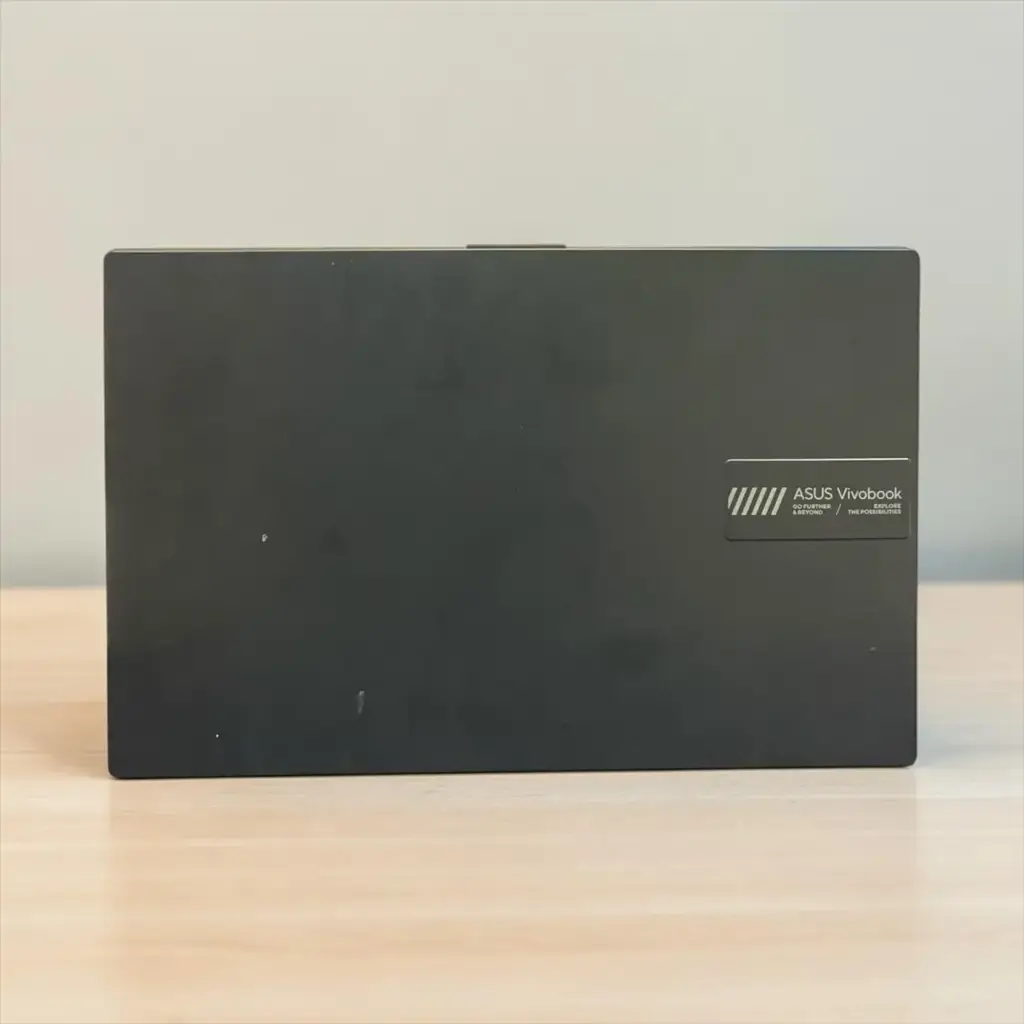 Asustek Computer Inc. Vivobook Go E1504fa Notebook - View 2