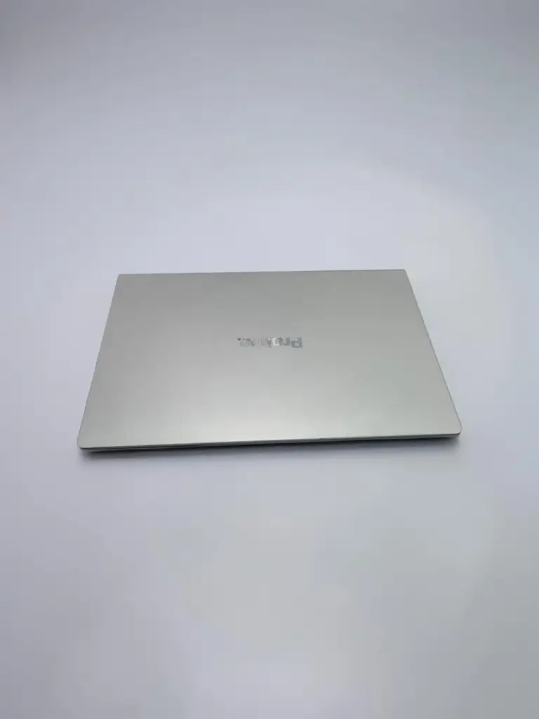 Proline Notebook C146r7k 256Gb Ssd Please Note Burn On The Left Corner - View 3