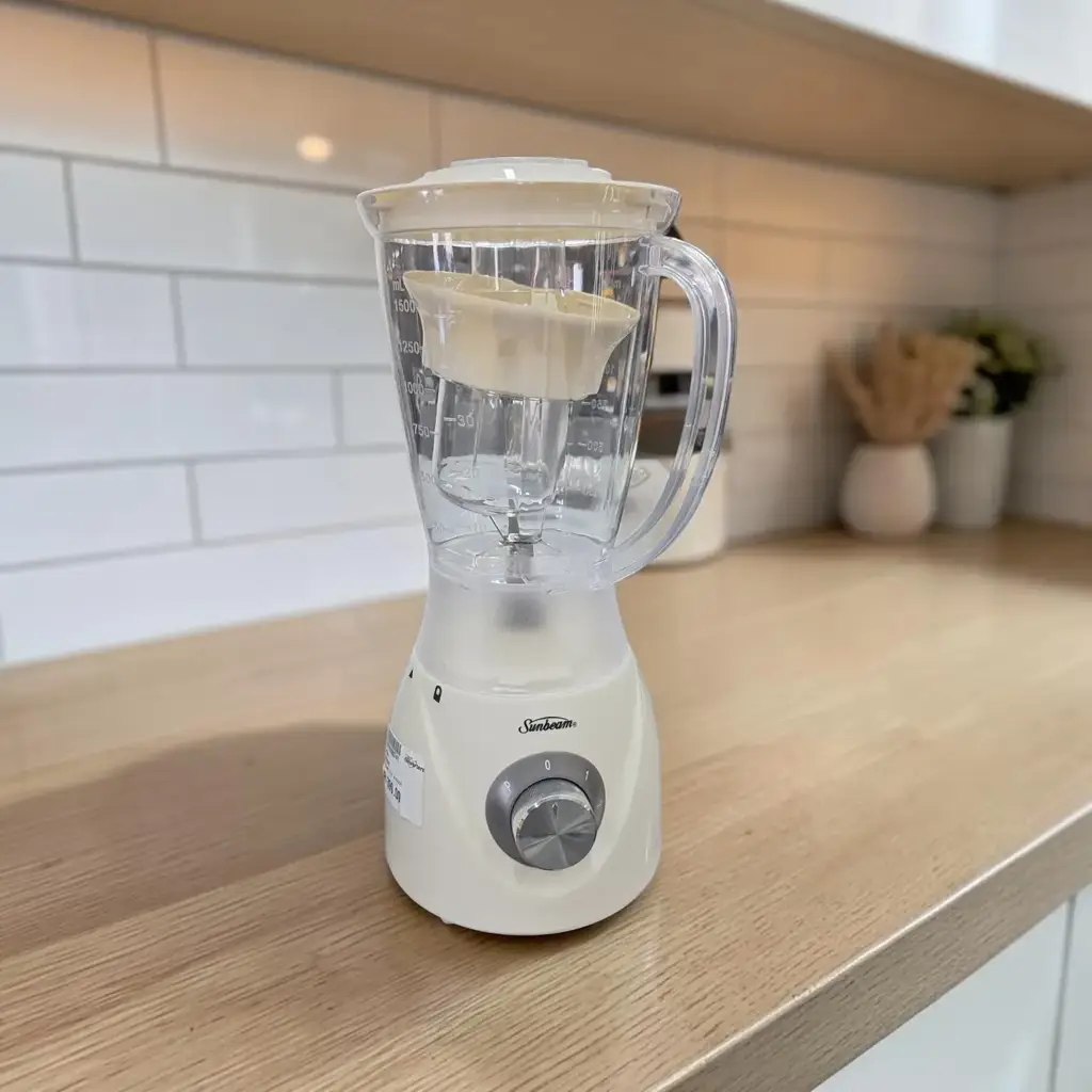 Sunbeam 2-In-1 Plastic Blender