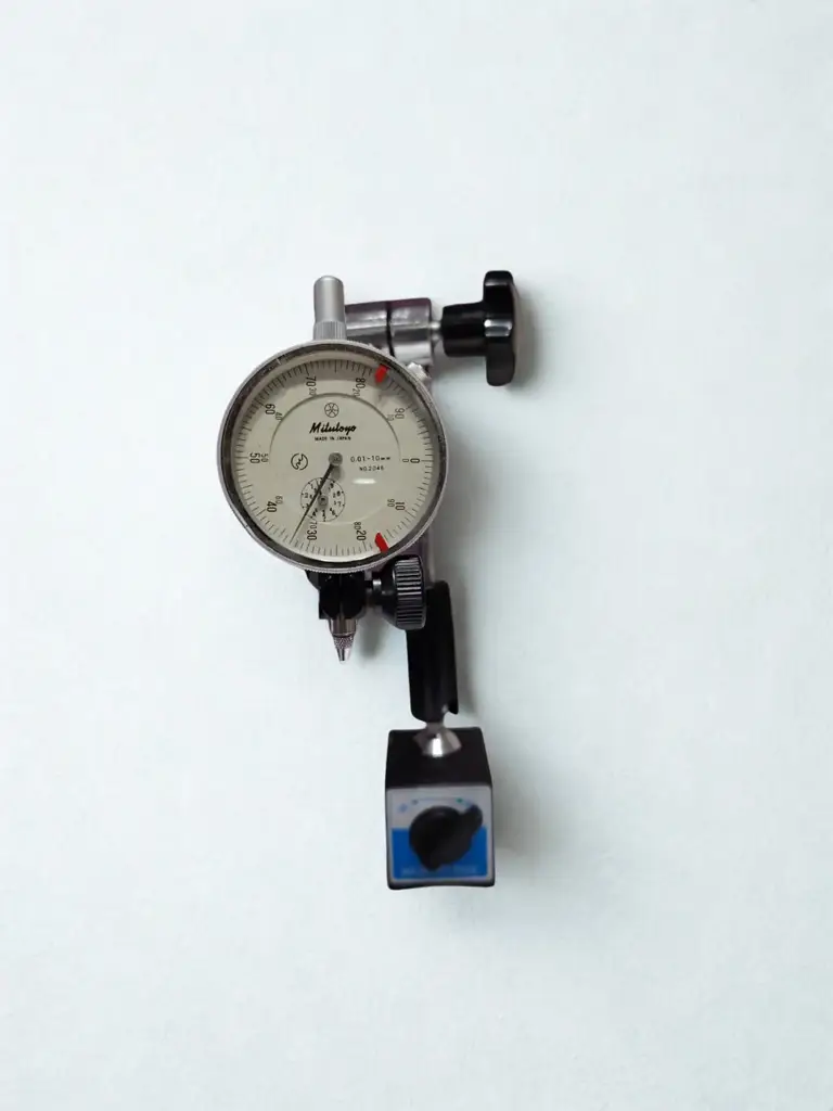 Multi Tool Dial Guage Magnetic - View 2