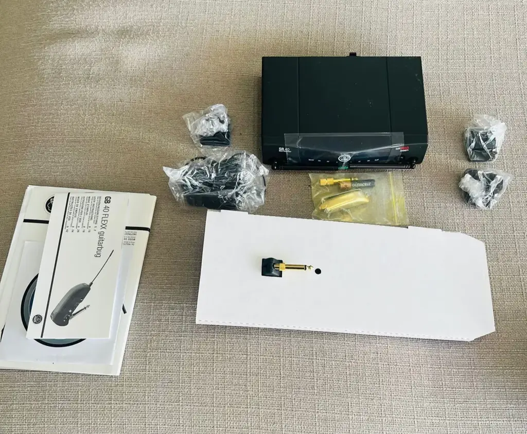 Akg Wireless Guiter System | Wms 40 Pro Flexx - View 2