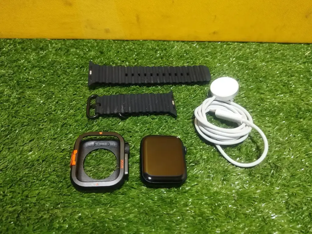 Apple Watch Se 2Nd Gen 44Mm - View 2