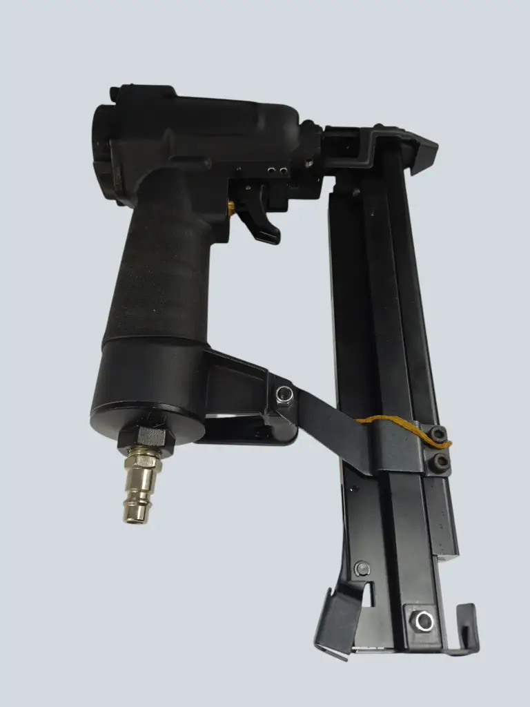 Tradeair F30 Air Nailer And Staple Gun - View 2