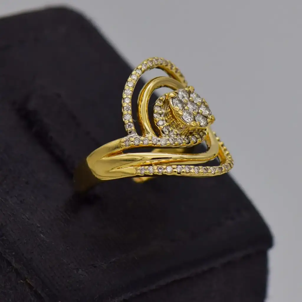 18ct Yellow Gold Engagement Ring - View 2